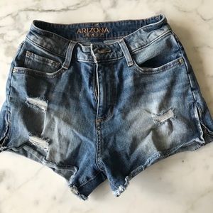 Arizona Jean co jean shorts with zips!